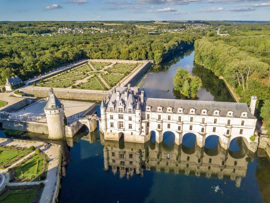 Maison Au Milieu Des Bois Et Des Animaux Jouy-le-Potier 外观 照片
